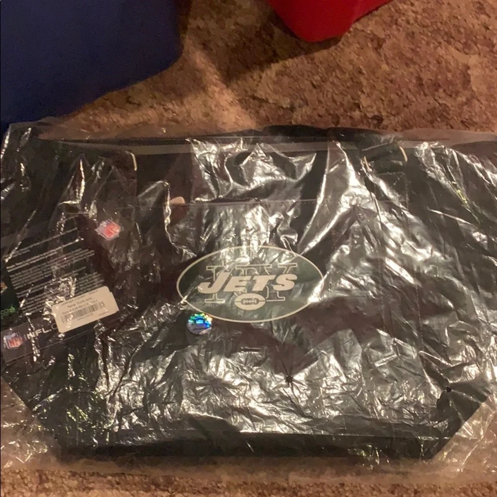 NWT NFL New York Jets Topanga Cooler Bag